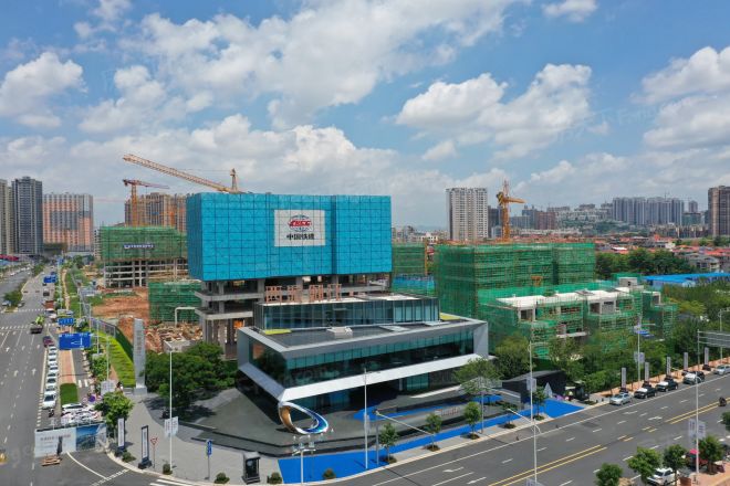 中国铁建西派御江实景图