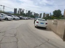 带车位 全天光照 未居住史 急售 随时看房