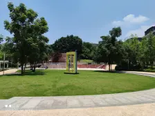 纯改善大平层,3T4户入户有8平米门厅,带车位,看江。