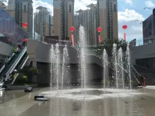 南宁卓誉朗玶都汇户型得房率高,楼下就是地铁,交通便利