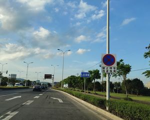 蓝城杨柳映月4室1厅南北