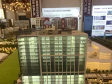 黄金嘉年华 4室2厅 东南