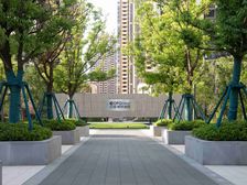 地铁口精装修三房,满两年,全屋定制家具家电