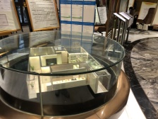 临解放碑商圈+临三轻轨+2021年次新房+高楼层看江