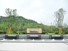 送车位,比售楼部便宜,随时看房