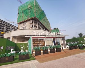 瑞马锦城四楼两厅两位两阳台毛坯