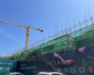 华发统建锦江大院 5室2厅 南 北