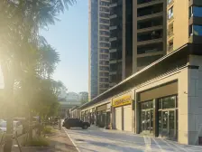 沙滨路地铁口三居室 东南朝向采光佳