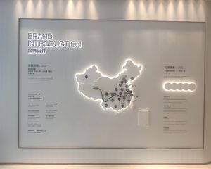 近地铁口,新小区,物业好,绿化好,紧挨一师范