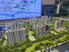 全新小区,环境优美,配套齐全,随时可以看房