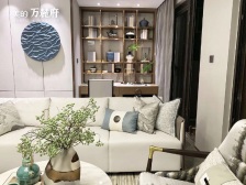 业主诚心出售小区环境好出行方便