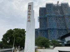 7号线地铁,双会所。次新小区绿城物业,环境好配套佳