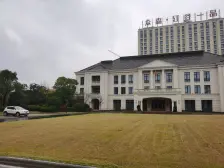 俯瞰红谷滩 湖景房 全天太阳 诚心出售 随时看房