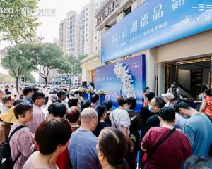 带车位湖海塘四房视野开阔采光好配套设施齐全