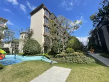 此房手续齐全,格局好,采光好,无遮挡,出行方便