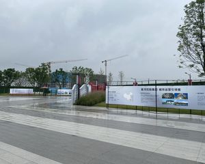 星河WORLD一期3室1厅东南