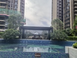 小区游泳池