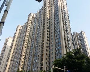 华景锦苑.南北对流高层,视野开阔,舒适安静,厅出大阳台看天河