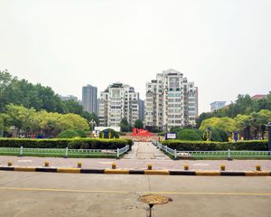 位于丛台路东地理位置好成熟社区美乐城大剧院公园医院