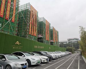 和泓紫山云庭4室2厅南北
