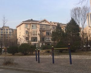 燕京新城板楼四层带阁楼一层面积双层实用