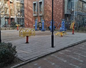 亿丰九号院南北通透两居全天采光视野好顶层带露台