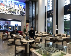 :伊景苑四房两卫,23年交房品质小区中楼层大阳台
