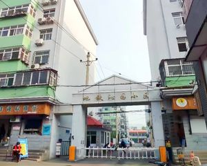 沁园小区.2室.双气.老证.带地下室,学步桥旁。