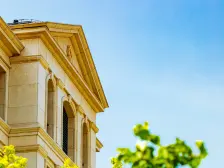 此房南北通透 视野好 全新装修 全新家具家电