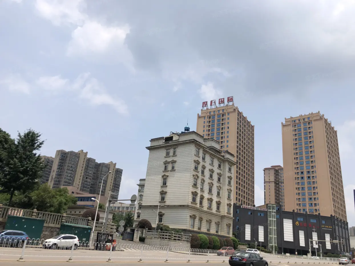 望城中梁玺悦台图片