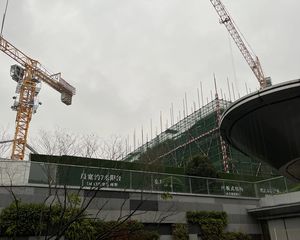国贸锦原4室1厅东西