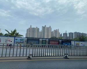 灏景湾三房两卫南向视野开阔精装修户型方正采光足