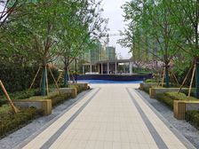 此房9月底满两年户型方正南北格局小区环境好近飞龙.