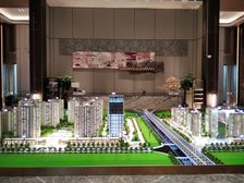 急售 鲁商万科城臻园 一楼带院 精装修未住 采光好