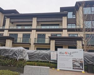金科中梁美院3室1厅南