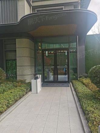 金科中梁美院别墅实景图