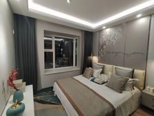 小区环境优美,空气清晰,居住舒适。