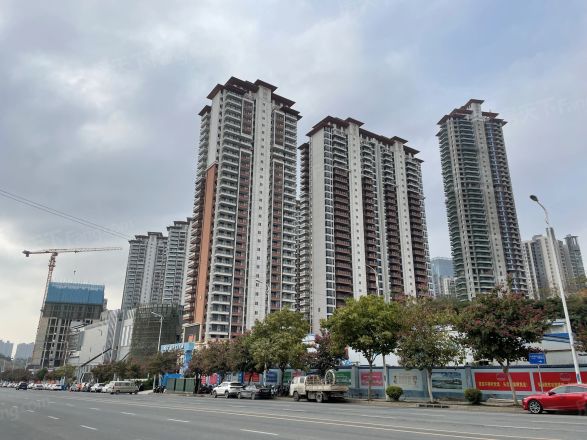 东方尊府实景图