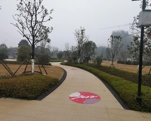 业主诚心出售,洋房得房率高,户型格局好。