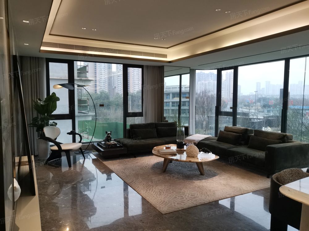 小区相关图
