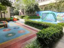 保利品质带前后花园洋墅房子一共4层