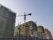 此房新房房采光好低密大四室三卫有三室一厅向阳