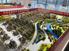 华侨城一期 中间楼层 精装修未住 有钥匙满两年 可贷款