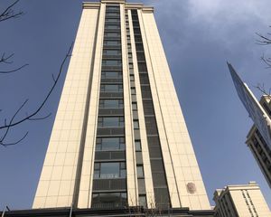 三十万精装小高层2022年房龄新拎包入住四室双卫