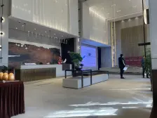 上越的房子,房主原本打算自己住的,装修花了50万