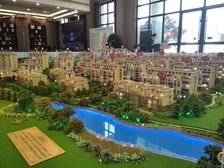 滨河名邸一楼带院带负一;边户带车位随时看房