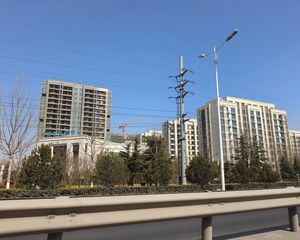 交通便利,配套齐全,公摊小,拎包入住