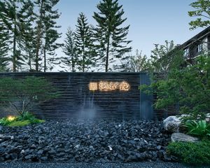 湖光里院4室1厅南