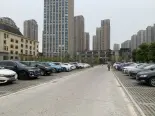 周边地面停车场