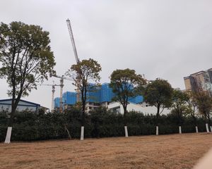 尖山湖复式楼全新小区实用面积大环境好品质楼盘